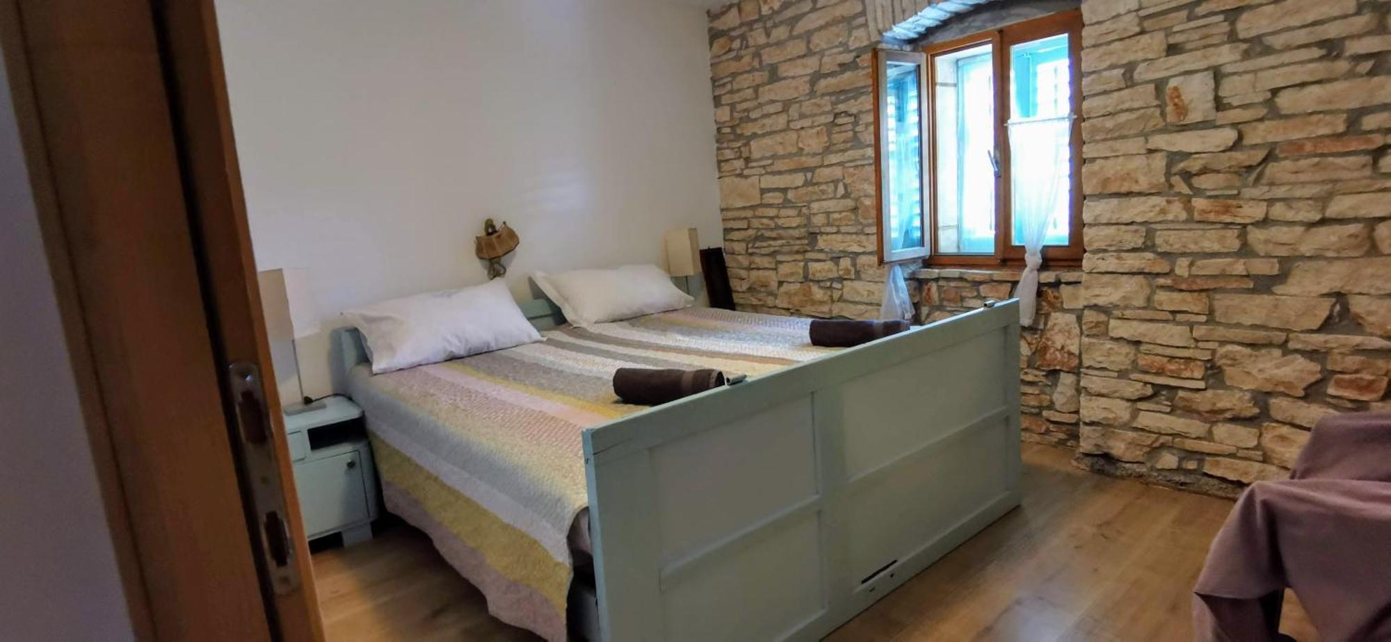 Eti And Mia Holiday Apartments Muntić Eksteriør billede